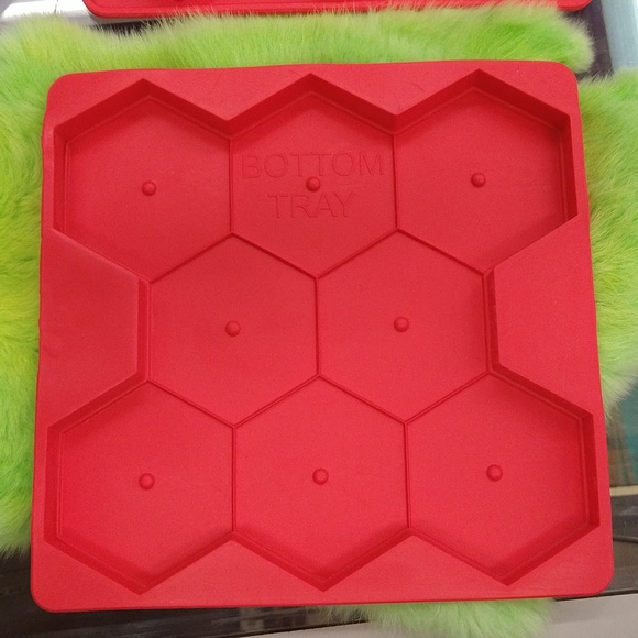 Shape+store made in Canada hamburger mold - Picture 4 of 4